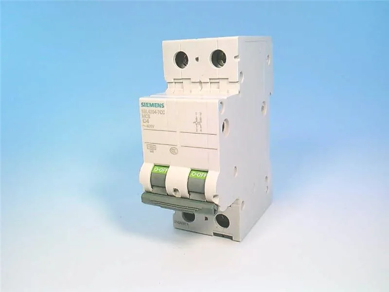 Siemens 5SL4204-7CC — 2-Pole MCB (DIN Rail) (image 2)