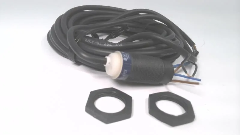 Schneider Electric XS4P18AB110L1 — Proximity Sensors