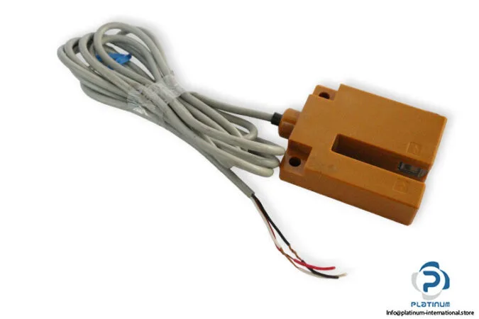 Omron E3S-GS1B4 — Photoelectric Sensors (image 2)