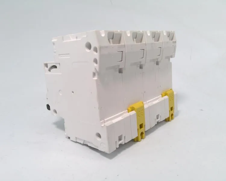 Schneider Electric A9N18392 (image 2)
