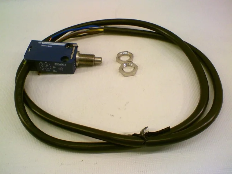 Schneider Electric XCMD21F0L1 — Limit Switches (image 2)