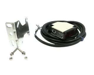 Omron E3JK-DS30M2 — Photoelectric Sensors