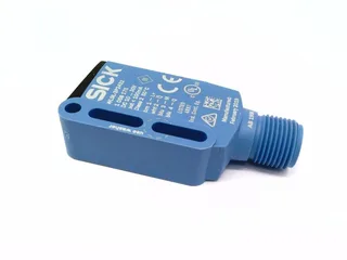 SICK WL9L-3P2432 — Photoelectric Sensors (image 3)