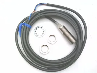 Omron E2EM-X4C1 2M