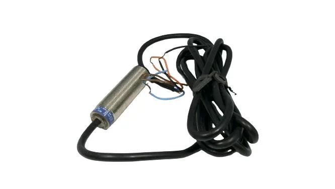 Schneider Electric XU1N18NP340 — Photoelectric Sensors (image 2)