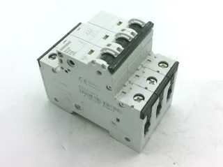 Siemens 5SY4318-7 — 3-Pole MCB (DIN Rail) (image 2)