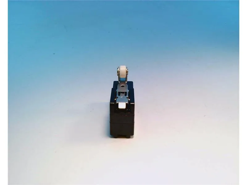 Omron Z-15GW22-K — Limit Switches (image 2)
