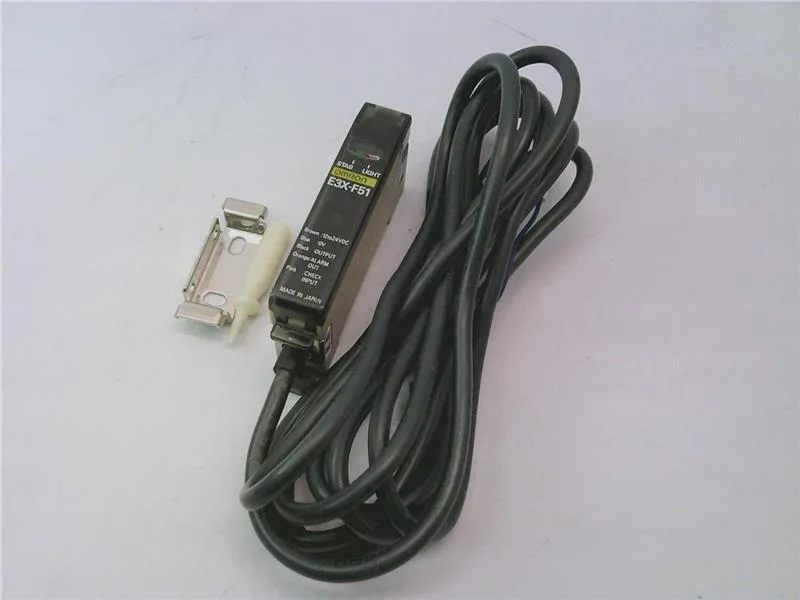Omron E3X-F51-2M — Photoelectric Sensors (image 2)