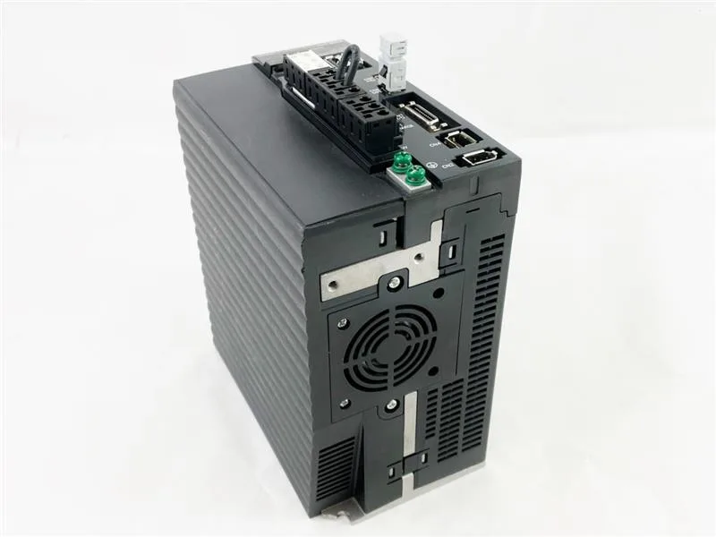 Omron R88D-KN10F-ML2 — Servo Drives (image 3)
