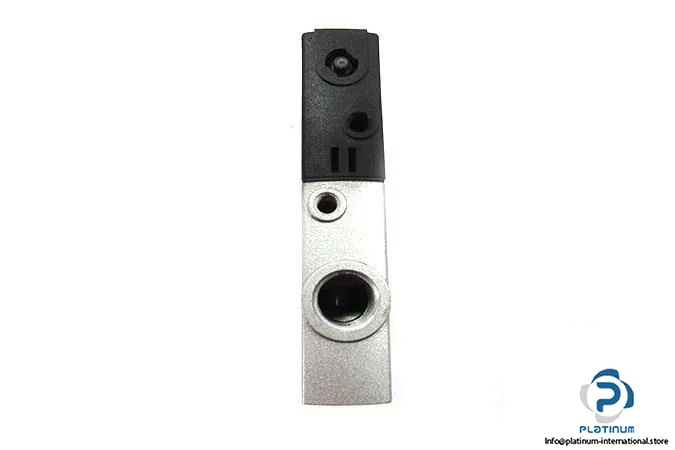 Festo CPE18-M1H-3GL-QS-8 — Solenoid & Directional Valves (image 5)