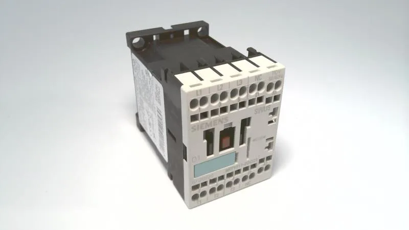 Siemens 3RT2017-2GG22 — Contactors