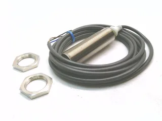 Omron E2AU-M18LS08-WP-B12M — Proximity Sensors (image 2)