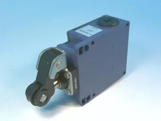 Schneider Electric XCKML521H29 — Limit Switches