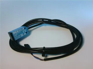 SICK WL4-3P3030S33 — Photoelectric Sensors (image 3)