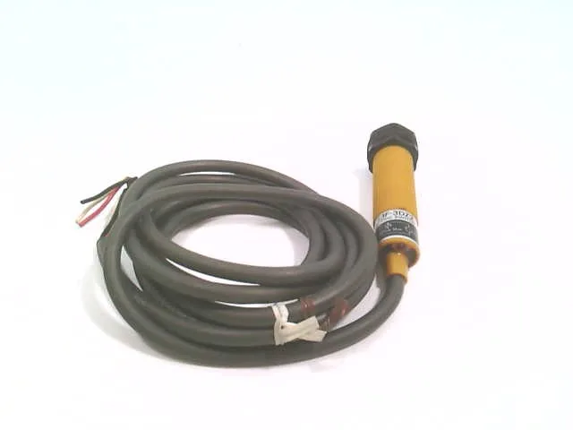 Omron E3F-3DZ2 — Photoelectric Sensors (image 2)