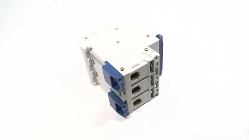 Chint NB1-63-3P-D-63A — Miniature Circuit Breakers (MCB) (image 4)
