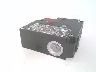 Omron D4NL-1AFG-B — Limit Switches (image 4)