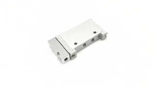 Festo VUWG-L10-M52-M-M5 — Solenoid & Directional Valves (image 2)