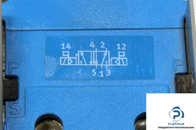 Festo JMDDH-5/2-D-3-M12-C — Solenoid & Directional Valves