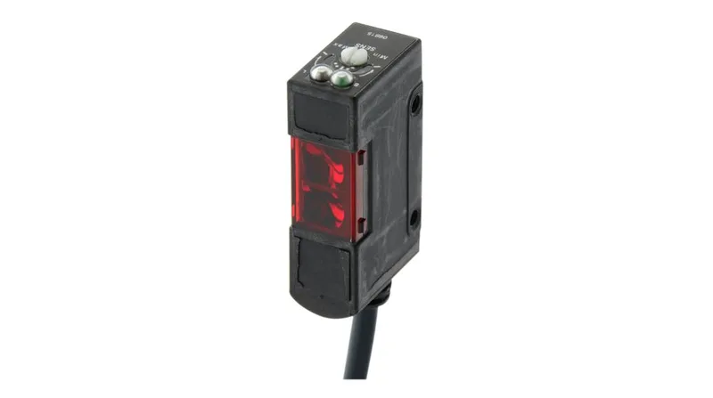 Omron E3SAD87 — Proximity Sensors (image 2)