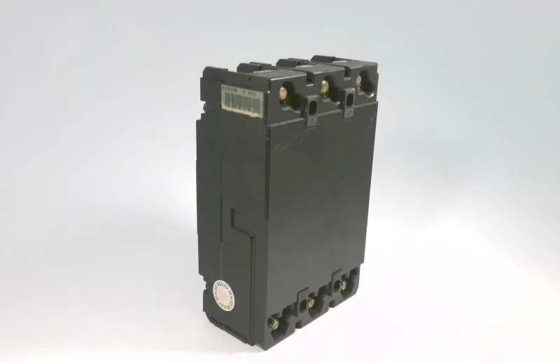 Fuji Electric EA203BM/200 — Molded Case Circuit Breakers (MCCB) (image 2)
