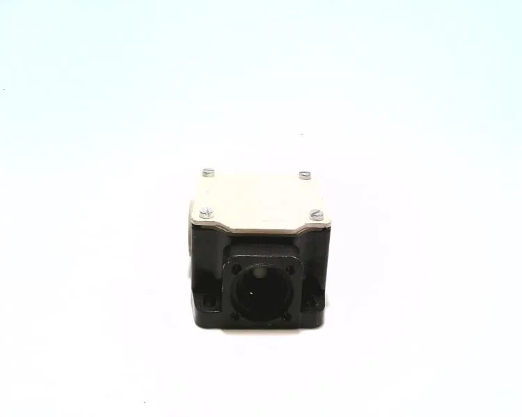Siemens 3SE3-100-1A — Limit Switches (image 4)