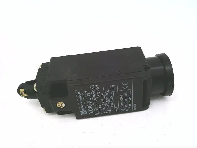 Schneider Electric XCK P502H7 — Limit Switches