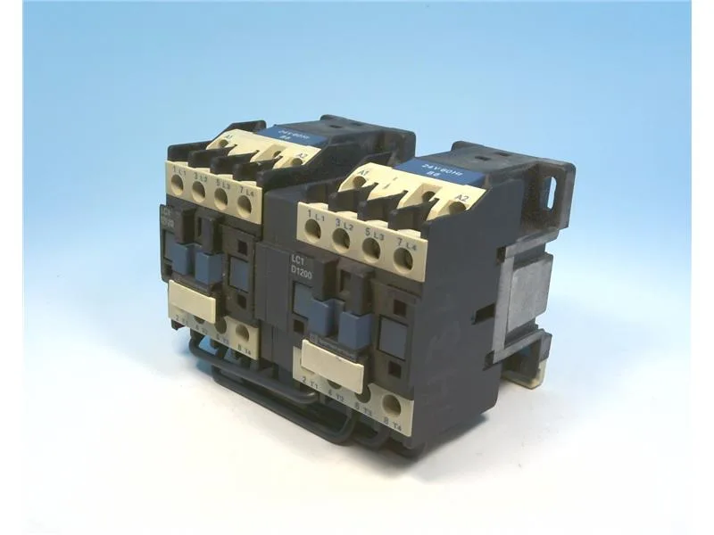 Schneider Electric LC2D12004B6 — Contactors (image 2)