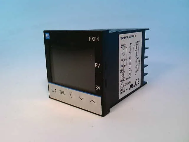 Fuji Electric PXF4ABY2-1BY00 — Process / Temperature Controllers