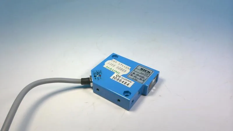 SICK WL-10-112 — Photoelectric Sensors