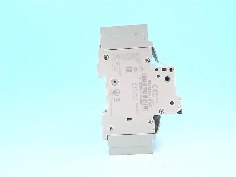Siemens 5SJ4320-8HG42 — 3-Pole MCB (DIN Rail)