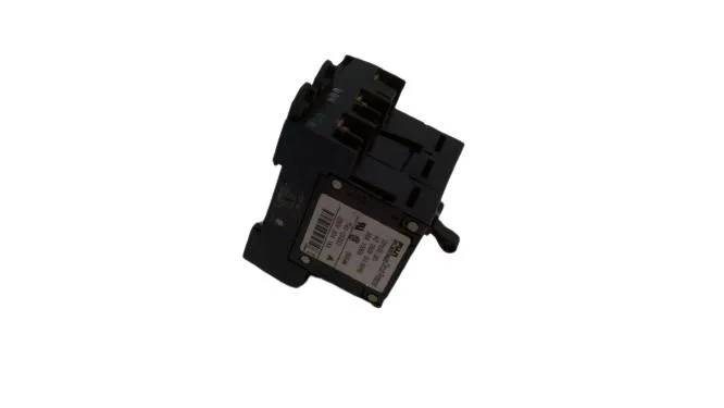 Fuji Electric CP33E/30 — Miniature Circuit Breakers (MCB) (image 3)