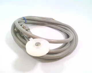Omron D4C-9077 — Limit Switches (image 3)