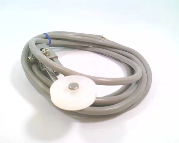Omron D4C-9077 — Limit Switches (image 3)