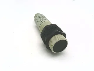 Omron E3F2-DS10B4-P1