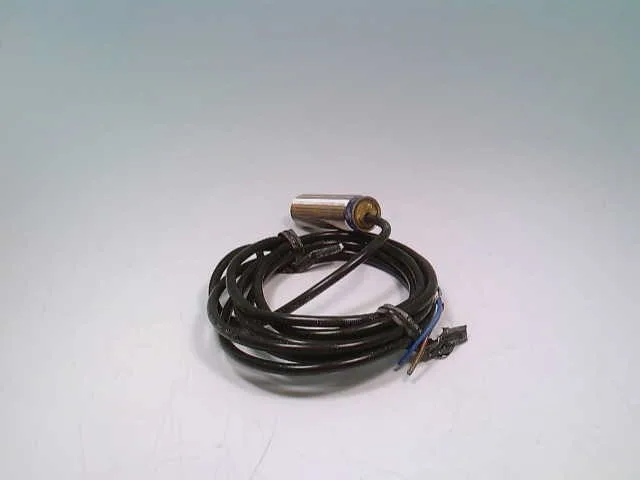 Schneider Electric XS1M18MA239 — Proximity Sensors (image 3)