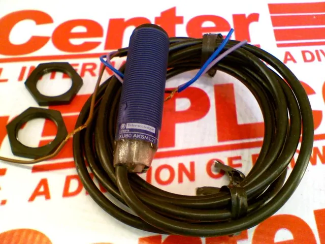 Schneider Electric XUBOAKSNL2T — Photoelectric Sensors