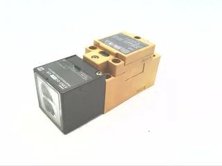 Omron E3N2-D2E4-US — Photoelectric Sensors (image 2)