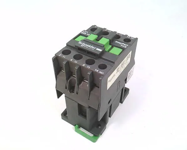 Schneider Electric LC1E2510M5 (image 3)