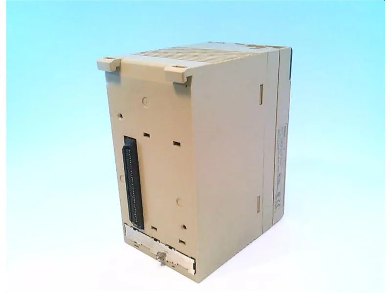 Omron CS1G-CPU45E — PLCs (Programmable Logic Controllers) (image 3)