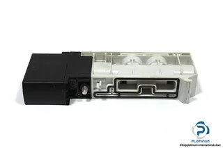 Festo VUVB-L-M32U-AD-Q6-1C1 — Solenoid & Directional Valves (image 3)