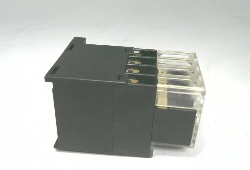 Fuji Electric SJ-06G DC24V 3A — Contactors (image 4)