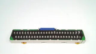 Omron XW2B-50X5 — PLC Accessories (image 3)