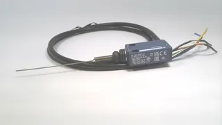 Schneider Electric XCMD2506L1 — Limit Switches