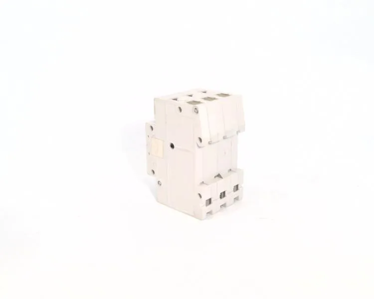 Siemens 5SX2301-8 — 3-Pole MCB (DIN Rail) (image 2)