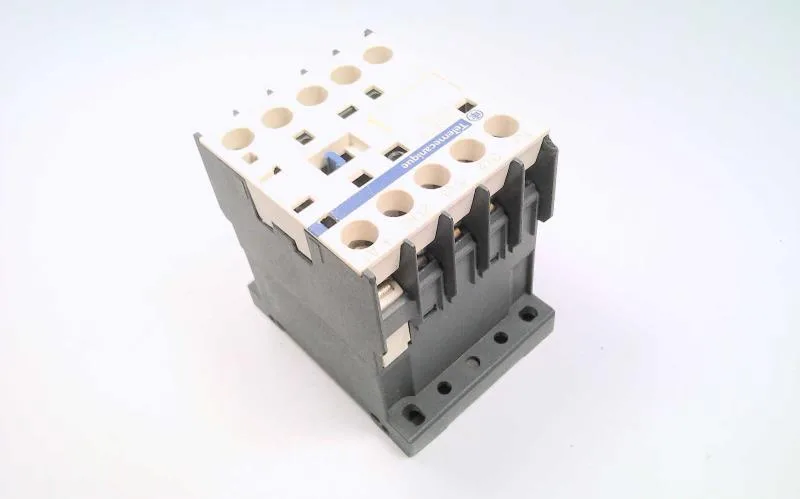 Schneider Electric LP1K1201BD (image 4)