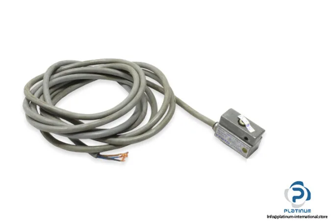 Festo SMTO-1-PS-K=LED-24 — Proximity Sensors (image 4)