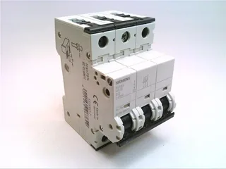 Siemens 5SY8302-7 — 3-Pole MCB (DIN Rail) (image 2)