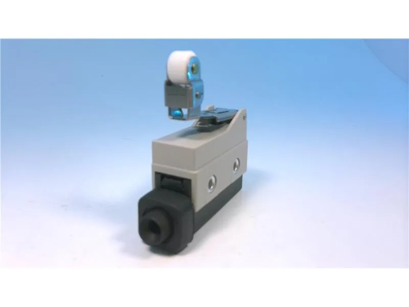 Omron D4MC-3030 — Limit Switches (image 4)
