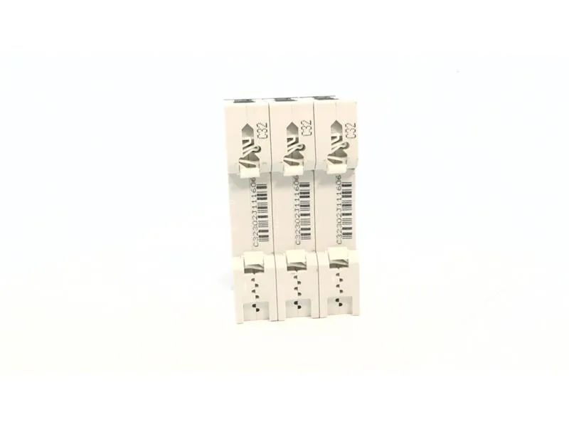 Siemens 5SY4332-7 — 3-Pole MCB (DIN Rail) (image 5)